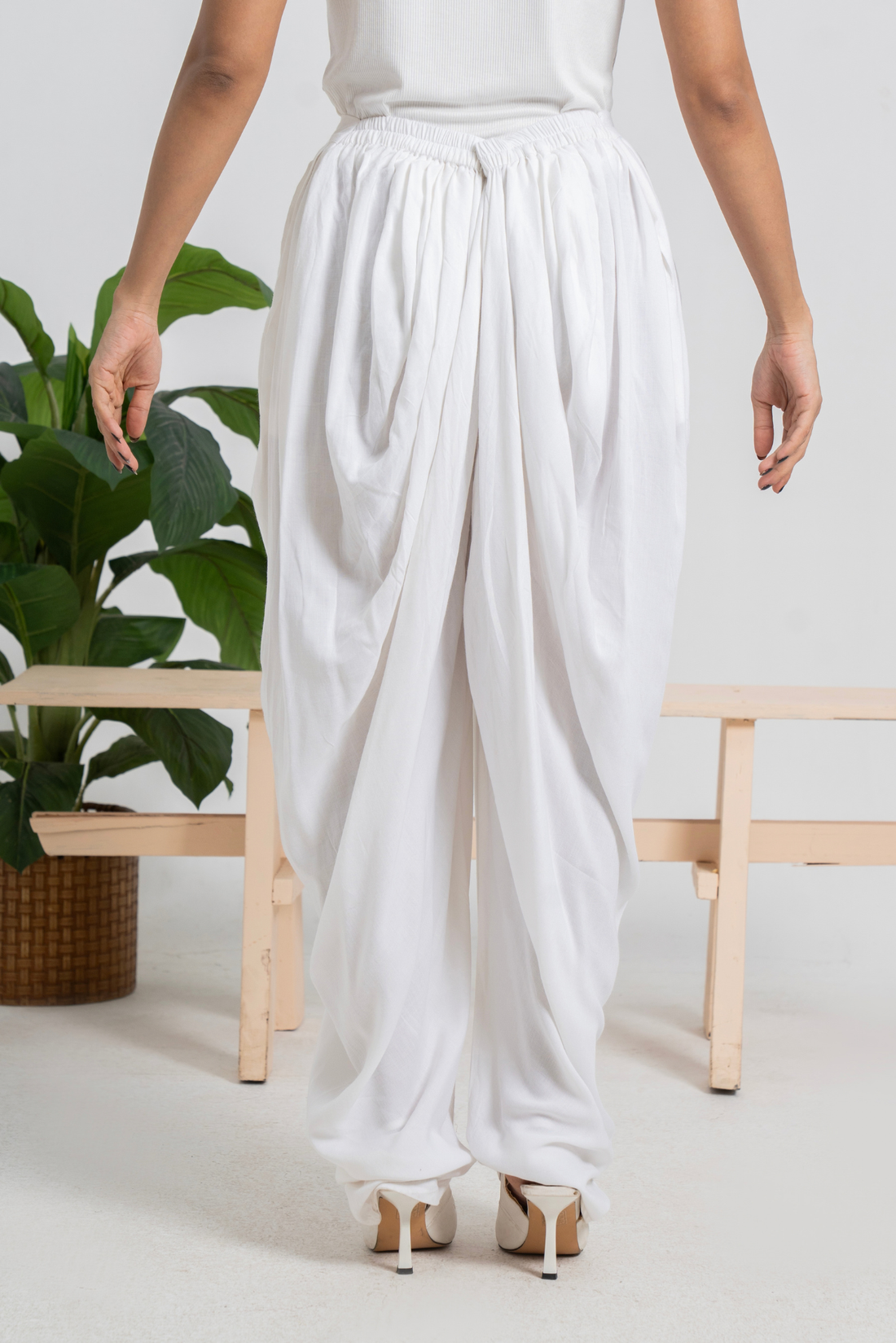 Luna Crowl Pant